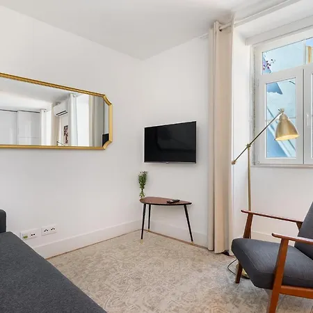 Modern Lisbon Apartments By Soulplaces-3